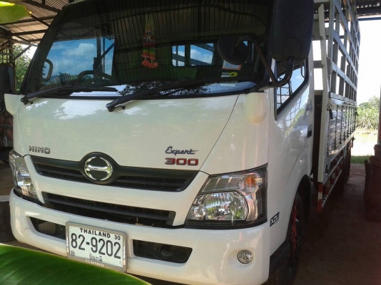 ขาย 6 ล้อ HINO UERO 3 ปี 56 ออกห้างมือเดียว เครื่องดีไม่เคยแกะ คัสซีสวยตลอดเส้น ยางเต็ม วิ่งน้อยแค่ 10,000 กว่าโล ราคาต่อรองได้ครับ ขาย 6 ล้อ HINO UERO 3 ปี 56 ออกห้างมือเดียว เครื่องดีไม่เคยแกะ คัสซีสวยตลอดเส้น ยางเต็ม วิ่งน้อยแค่ 10,000 กว่าโล ราคาต่อรองได้ครับ