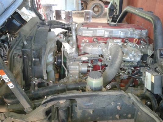 ขาย 6 ล้อ HINO UERO 3 ปี 56 ออกห้างมือเดียว เครื่องดีไม่เคยแกะ คัสซีสวยตลอดเส้น ยางเต็ม วิ่งน้อยแค่ 10,000 กว่าโล ราคาต่อรองได้ครับ ขาย 6 ล้อ HINO UERO 3 ปี 56 ออกห้างมือเดียว เครื่องดีไม่เคยแกะ คัสซีสวยตลอดเส้น ยางเต็ม วิ่งน้อยแค่ 10,000 กว่าโล ราคาต่อรองได้ครับ