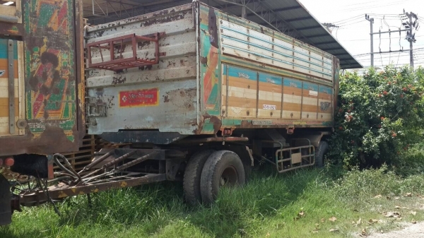 ขายลูกพ่วง