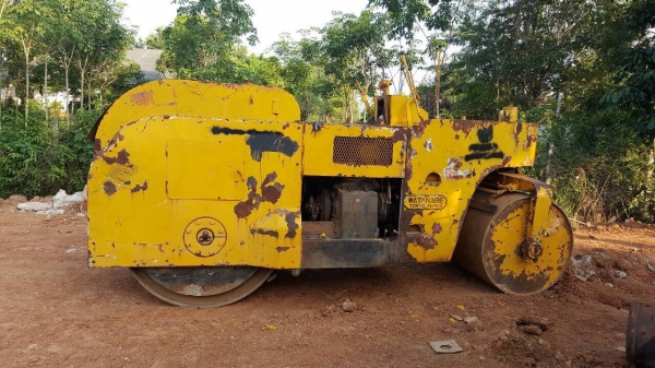 ขายรถบด ล้อเหล็ก 2 ล้อ หน้า-หลัง สภาพใช้งานได้ เอกสารสัญญาซื้อขาย ราคาต่อรองได้ ขายรถบด ล้อเหล็ก 2 ล้อ หน้า-หลัง สภาพใช้งานได้ เอกสารสัญญาซื้อขาย ราคาต่อรองได้