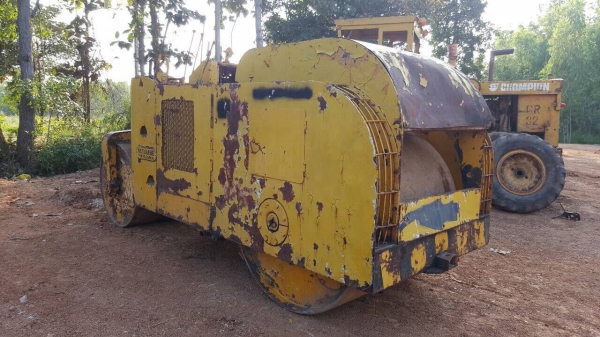 ขายรถบด ล้อเหล็ก 2 ล้อ หน้า-หลัง สภาพใช้งานได้ เอกสารสัญญาซื้อขาย ราคาต่อรองได้ ขายรถบด ล้อเหล็ก 2 ล้อ หน้า-หลัง สภาพใช้งานได้ เอกสารสัญญาซื้อขาย ราคาต่อรองได้