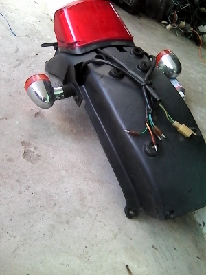 ขายชุดไฟท้าย ช๊อปเปอร์แต่ง หรือเอาแต่งแนวคาเฟราคา 800 บาท