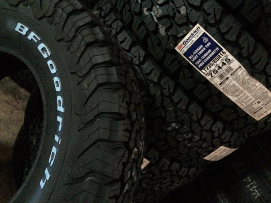 BF Goodrich All-terrain KO2 ขนาด 235 85 r16 หน้าแคบปี15