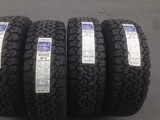 BF Goodrich All-terrain KO2 ขนาด 265 70 r17 ยางใหม่ปี15 BF Goodrich All-terrain KO2 ขนาด 265 70 r17 ยางใหม่ปี15
