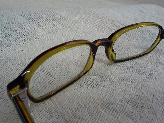 แว่นสายตายาวทำมือโดยช่างอิตาลี  OLIVER made in Italy