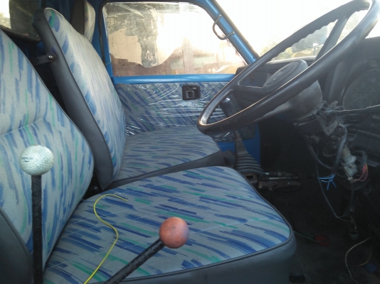 รถหกล้อ ISUZU ดั้มพ์ KS22