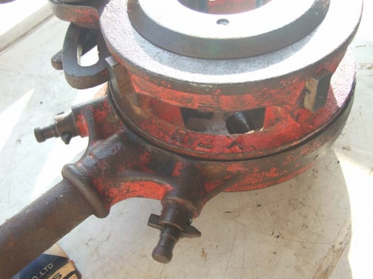 ที่ต๊าปเกลียวท่อ REX 114R