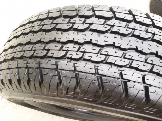 ขายยางป้ายแดง255/65/17ปี 2715 BRIDGESTONE DUENER 840  4 เส้น