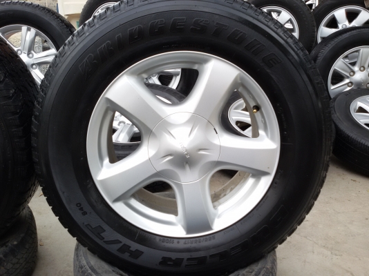 ขายล้อISUZU V Cross 17 ยาง255/65/17ปี 2514  4 ล้อ