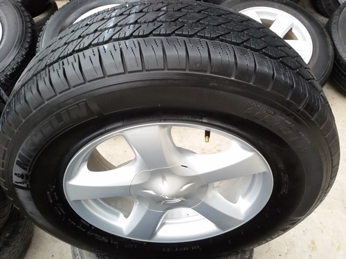 ขายล้อISUZU V Cross 17 ยาง265/65/17 ปี 0214  4 ล้อ
