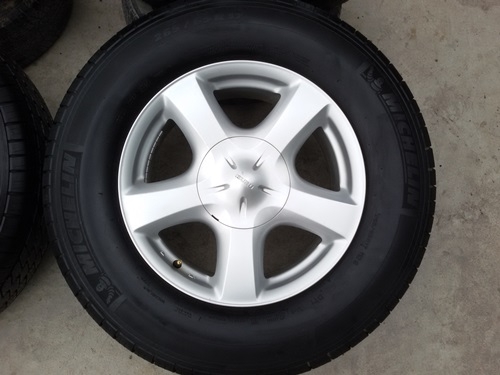 ขายล้อISUZU V Cross 17 ยาง265/65/17 ปี 0214  4 ล้อ