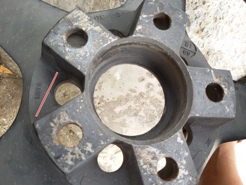 ขายล้อ Mismo ROTA 17 5รู หน้า8 หลัง9 พร้อมยาง 4 ล้อ ขายล้อ Mismo ROTA 17 5รู หน้า8 หลัง9 พร้อมยาง 4 ล้อ