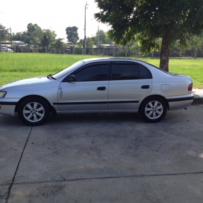 TOYOTA  ท้ายโด่งปี95 เกียร์ออโต้ติดแก๊สแล้ว ราคา 74,000 บาท ติดต่อคุณเอ๋ 092-6356419