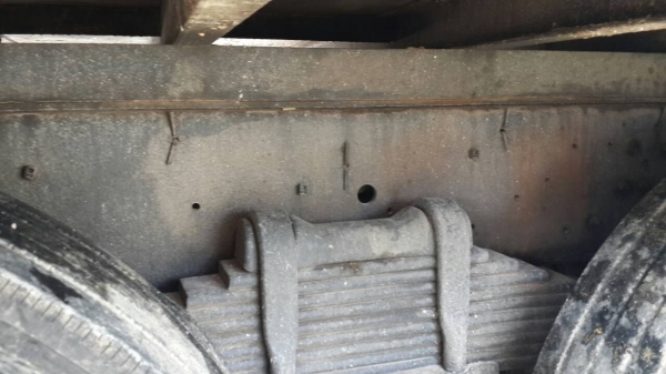 ขาย 10 ล้อ อีซูซุ 240 แรง ตู้เปียก ปี 54 ยาว 6.5 ม.วิ่ง 1xx,xxx  สภาพดี สนใจติดต่อได้ที่  081-9420141  ,  081-5715326