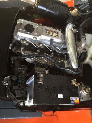 ขายด่วนรถยกเครื่องยนต์ดีเซล TOYOTA รุ่นล่าสุด 8FD35Jขนาด3.5 ตันเสา3 เมตร งาสไลด์ เกียร์ออโต้