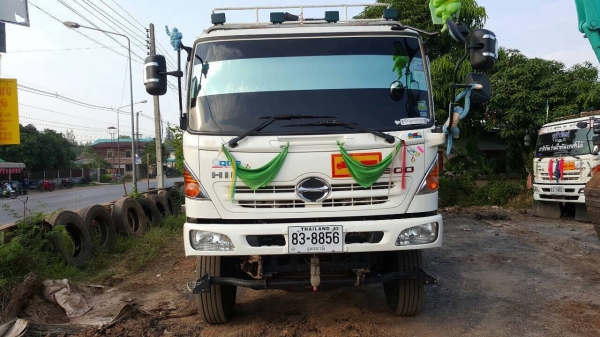 ขายดาวน์ 700,000 HINO 344 แม่เดี่ยว ออกห้างปี 57 ผ่อนต่ออีก 50 งวด งวดละ 60,000