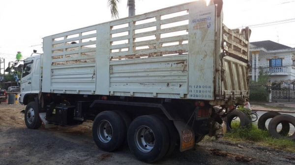 ขายดาวน์ 700,000 HINO 344 แม่เดี่ยว ออกห้างปี 57 ผ่อนต่ออีก 50 งวด งวดละ 60,000