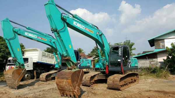 ขายแบคโฮ KOBELCO SK200-8 SUPER YN12 เอกสารเล่มทะเบียนครบ รถสวยพร้อมใช้ แอร์เย็นฉ่ำ ช่วงล่างแน่น เครื่องดี ปั้มแรง