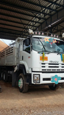 ขายดาวน์รถบรรทุก 10 ล้อดัมพ์ ISUZU DECA 360 แรงม้าปี 2556 มีระบบลากพ่วง ขายดาวน์ 800000
