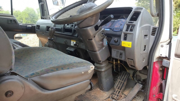 ขาย 6 ล้อ HINO พร้อมติดเครน เครื่อง HO6C Turbo 210 แรงม้า เกียร์ HO คัสซีสวย เบรคทิฟฟี่ พาวเวอร์ ทะเบียนพร้อมโอน