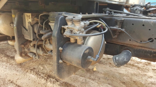 ขาย 6 ล้อ HINO พร้อมติดเครน เครื่อง HO6C Turbo 210 แรงม้า เกียร์ HO คัสซีสวย เบรคทิฟฟี่ พาวเวอร์ ทะเบียนพร้อมโอน