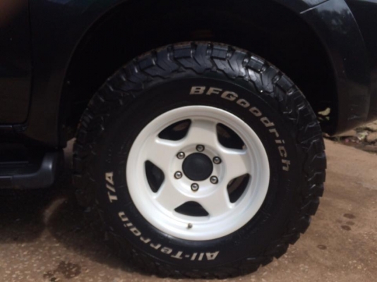 **525,000 บ.ต่อรอง/// TOYOTA FORTUNER 3.0V Auto 4WD ปี05 เดิมบาง เข้มๆ **ขาย FORTUNER 3.0V AUTO 4WD ปี05 ตัวTOP รถSUV ยอดนิยม เสริมหล่อ เข้ม บอดี้เดิมบาง พร้อมใช้งาน TOYOTA FORTUNER 3.0V AUTO 4WD ปี48/05 ตัวท็อป เครื่องเดิม เกียร์เดิม ใช้งาน 213,xxxกม. แท