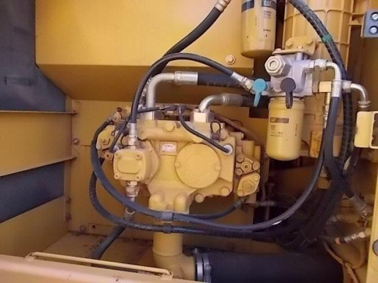 มาถึงแล้ว  CATERPILLAR 320CL จากญี่ปุ่น