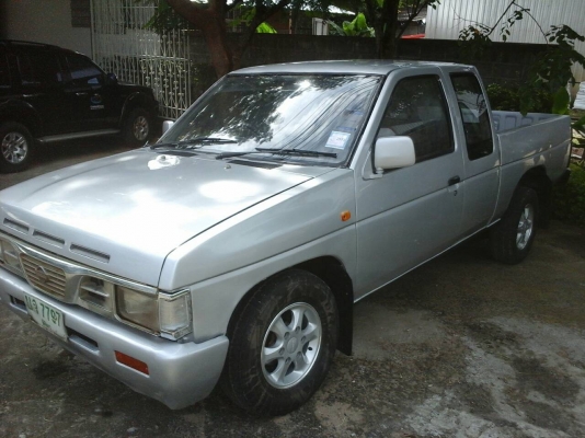 ขายด่วน รถกระบะ Nissan ขายด่วน รถกระบะ Nissan