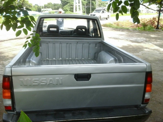 ขายด่วน รถกระบะ Nissan ขายด่วน รถกระบะ Nissan