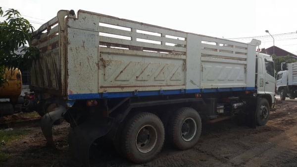 ขาย 10 ล้อดั้ม HINO FM8J 251 แรงม้า ปี 54 ดั้มสามมิตร มีระบบลากพ่วง เครื่องดีไม่เคยแกะ คัสซีสวยตลอดเส้น แอร์เย็น ราคาต่อรองได้