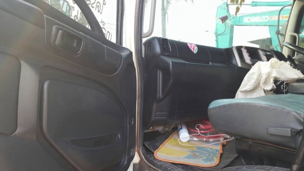 ขาย 10 ล้อดั้ม HINO FM8J 251 แรงม้า ปี 54 ดั้มสามมิตร มีระบบลากพ่วง เครื่องดีไม่เคยแกะ คัสซีสวยตลอดเส้น แอร์เย็น ราคาต่อรองได้