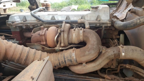 ขาย 10 ล้อดั้ม HINO FM8J 251 แรงม้า ปี 54 ดั้มสามมิตร มีระบบลากพ่วง เครื่องดีไม่เคยแกะ คัสซีสวยตลอดเส้น แอร์เย็น ราคาต่อรองได้