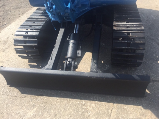 ขายจ้า  รถแมคโคร มือสองนำเข้าจากญี่ปุ่น KOBELCO  SK027