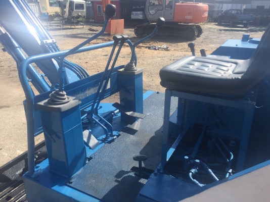 ขายจ้า  รถแมคโคร มือสองนำเข้าจากญี่ปุ่น KOBELCO  SK027