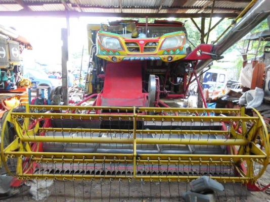 รับสมัครพนักงานขับรถเกี่ยวข้าวใหญ่ ด่วนมาก รายได้80บาทต่อไร่ รับจำนวนจำกัด 4อัตรา