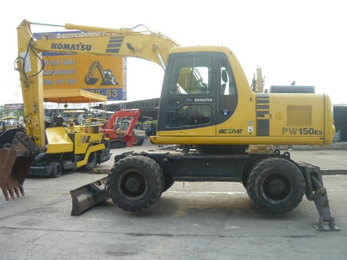 รถขุดล้อยาง Komatsu PW150-6 รถเก่านอก สภาพเดิมๆ พร้อมใช้งาน