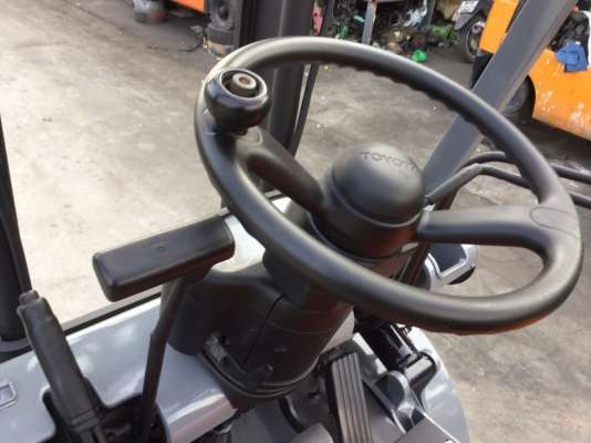 รถฟอล์คลิฟท์ โตโยต้า รุ่น6 เกียออโต้ 2.ตัน เสา 3เมตร พร้อมเปลื่ยนยางครับ รถฟอล์คลิฟท์ โตโยต้า รุ่น6 เกียออโต้ 2.ตัน เสา 3เมตร พร้อมเปลื่ยนยางครับ