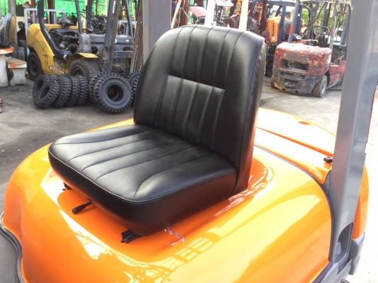 รถฟอล์คลิฟท์ โตโยต้า รุ่น6 เกียออโต้ 2.ตัน เสา 3เมตร พร้อมเปลื่ยนยางครับ รถฟอล์คลิฟท์ โตโยต้า รุ่น6 เกียออโต้ 2.ตัน เสา 3เมตร พร้อมเปลื่ยนยางครับ