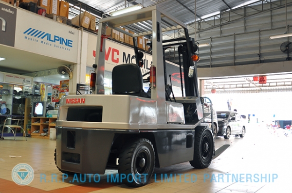 ขายรถโฟล์คลิฟท์มือสอง NISSAN รุ่น EH02 ราคา 285,000 บาทนำเข้าจากประเทศญี่ปุ่น 100\% ไม่เคยใช้งานในประเทศไทย