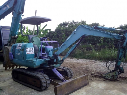 มาใหม่จ้า KOMATSU PC20-7E  เก่าญี่ปุ่น หัวกะแทก  เครื่องดำ สภาพสวยมาก  ใช้งานมา 3000 ชม.  สนใจโทร  089-7462641  เจ๊สุวรรณีจ้า
