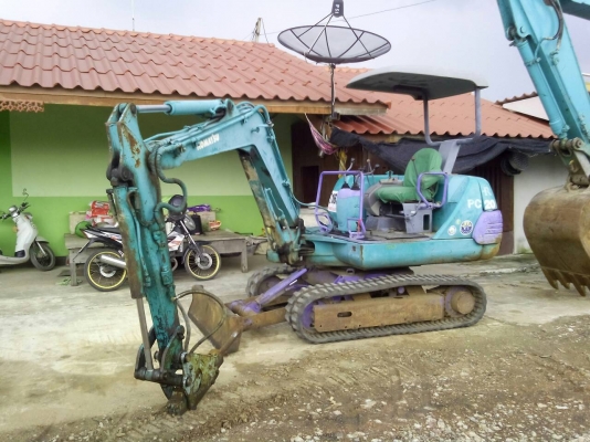 มาใหม่จ้า KOMATSU PC20-7E  เก่าญี่ปุ่น หัวกะแทก  เครื่องดำ สภาพสวยมาก  ใช้งานมา 3000 ชม.  สนใจโทร  089-7462641  เจ๊สุวรรณีจ้า