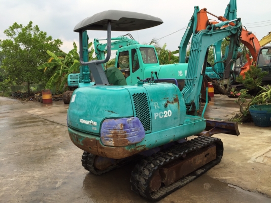 มาใหม่จ้า KOMATSU PC20-7E  เก่าญี่ปุ่น หัวกะแทก  เครื่องดำ สภาพสวยมาก  ใช้งานมา 3000 ชม.  สนใจโทร  089-7462641  เจ๊สุวรรณีจ้า