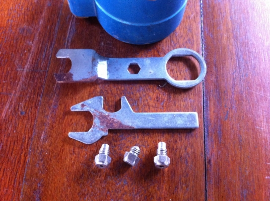 เครื่องย้ำรีเวทใช้ลม