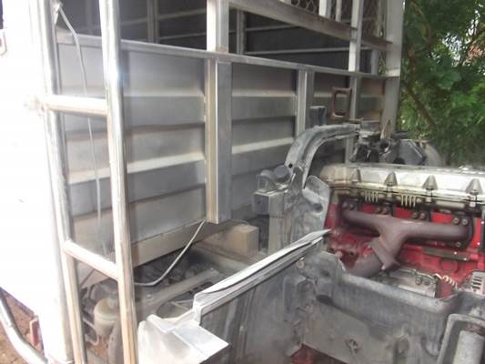 ฝากขาย รถ6ล้อ ฮี่โน่ FB4J 140แรง ปี42 กะบะสแตนเลส ขอขอบคุณ ผู้ซื้อ และ TRUCK 2 HAND ครับ