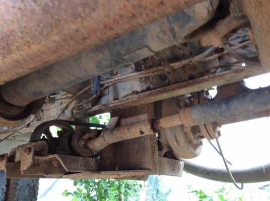 รถ 10 ล้อบรรทุกน้ำ Nissan UD 1 เพลา เครื่อง 175