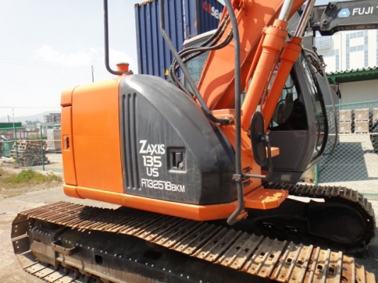 มาใหม่จ้าHITACHI  ZX135US-E เก่าญี่ปุ่น  สภาพสวยมากๆ  ราคากันเอง  สนใจโทร 089-7462641  เจ๊สุวรรณีจ้า
