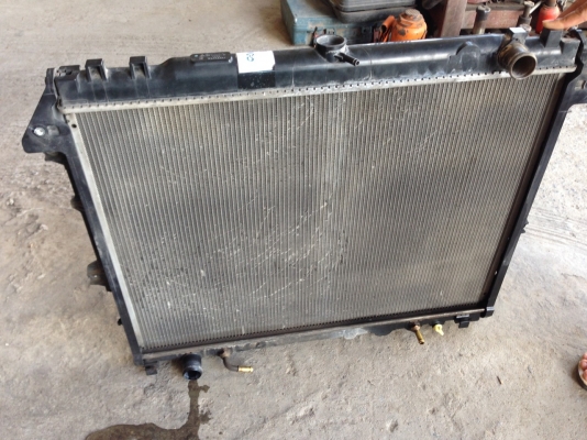 หม้อน้ำ  vigo ออโต้