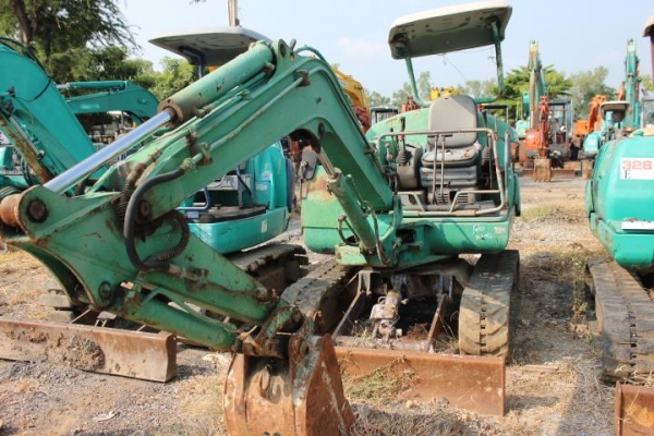 ขายรถขุดเล็ก Komatsu pc25-1