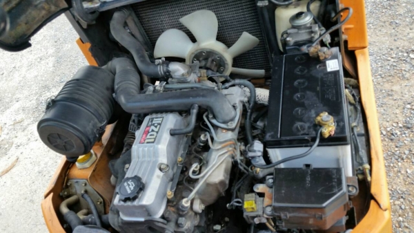 ขายด่วนรถยก TOYOTA 7FD ดีเซลยก1.5ตันเสาสูง3เมตรเกียร์ออโต้ยางตันหน้าหลังรถนอกนำเข้ายังไม่เคยใช้งานในเมืองไทยเลย=รุ่นใหม่ขายถูกๆๆ