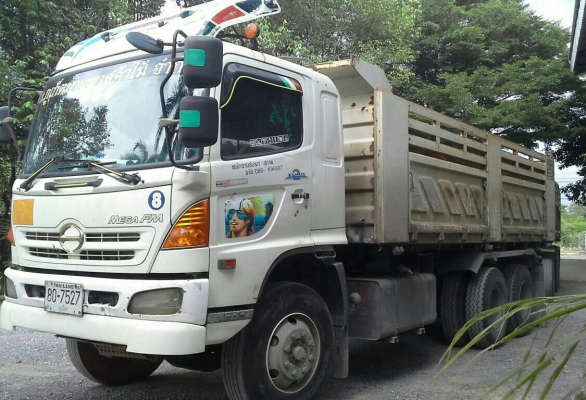 สิบล้อ ฮีโน่ 320ปี52 แม่ลูก3คาน ดั้มสามมิตร สภาพดีสวยบางเดิมทั้งคัน ทะเบึยนพร้อมโอน ราคา 2,550,000บ ครับท่าน